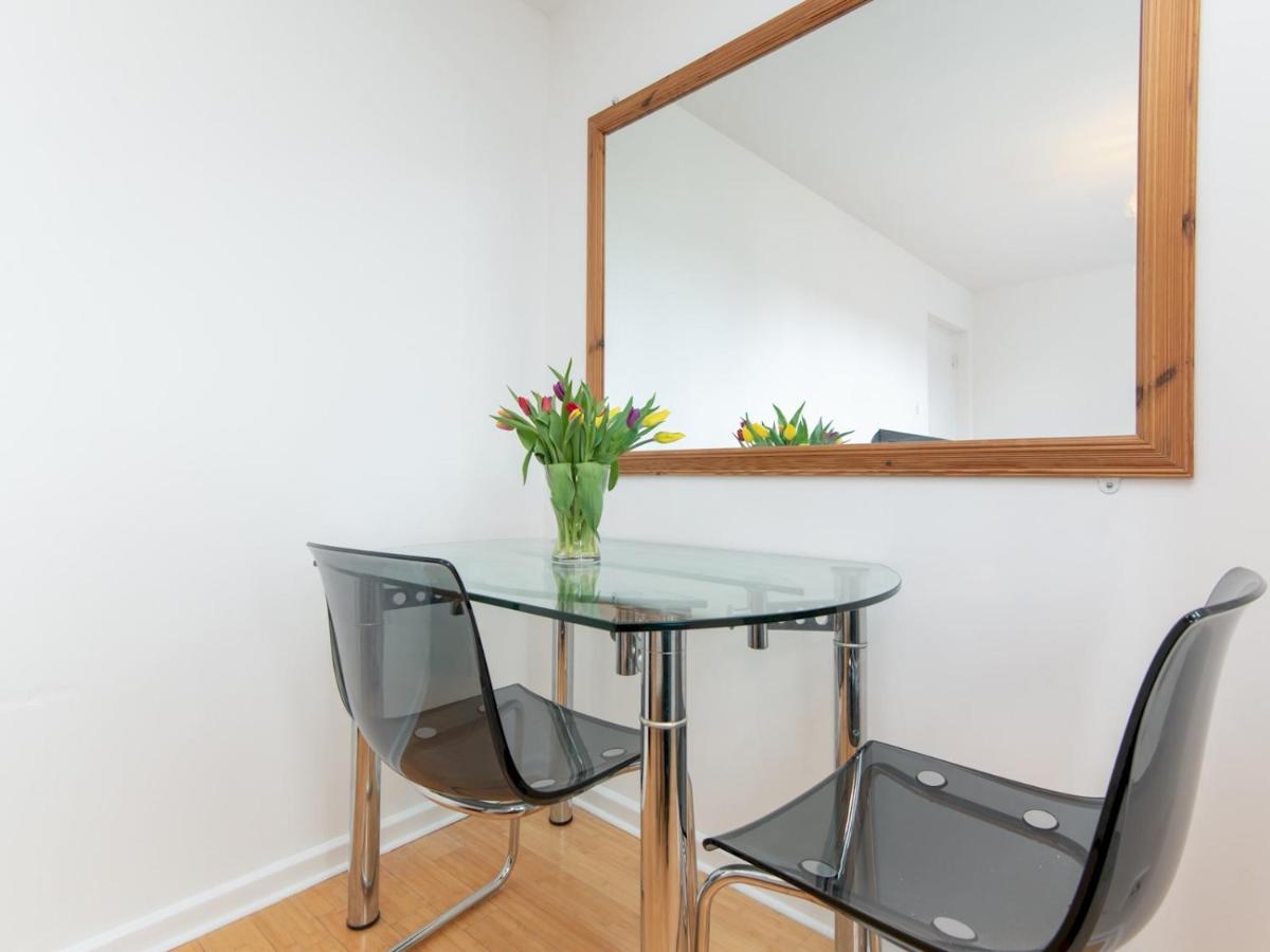 Pass The Keys Bright Modern One Bed Apartment - Bath City Centre Exterior photo